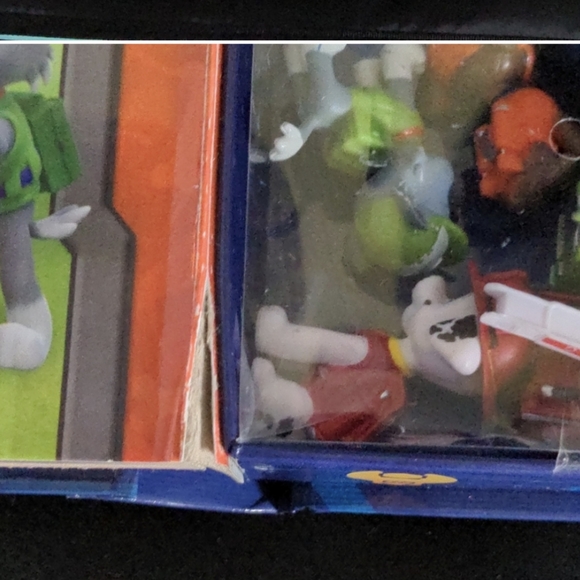 Paw Patrol Lot - Picture 5 of 17